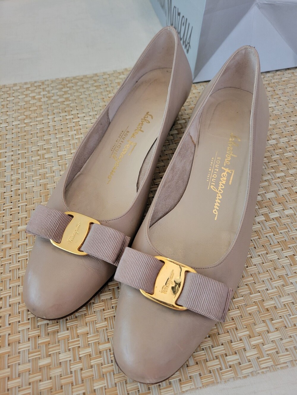 Salvatore Ferragamo Lillaz Taupe
